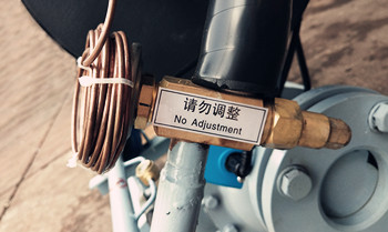 风冷箱式冷水机停机时应该注意哪些？