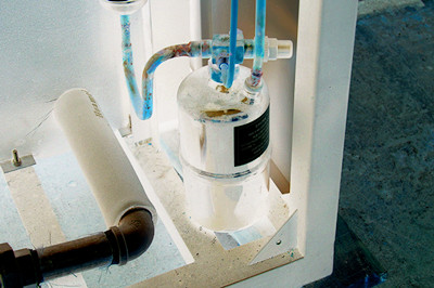 水冷式工业冷水机制冷系统的五种检漏方法